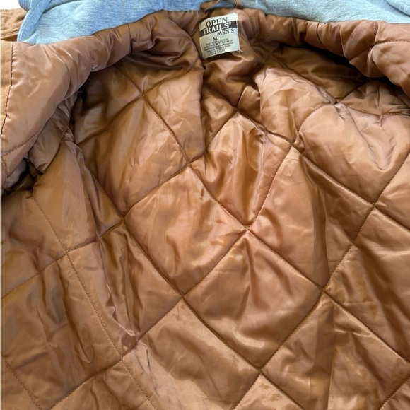Men’s open Trail tan full quilted jacket with front snaps & hood. Size Medium - Picture 6 of 9